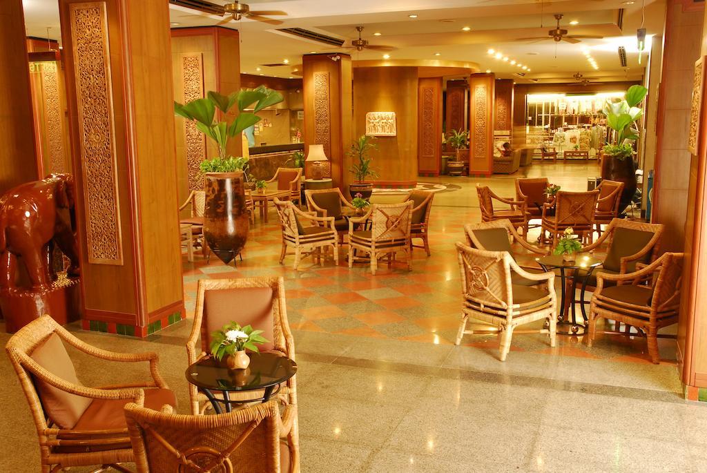 Golden Beach Hotel Pattaya Exterior photo