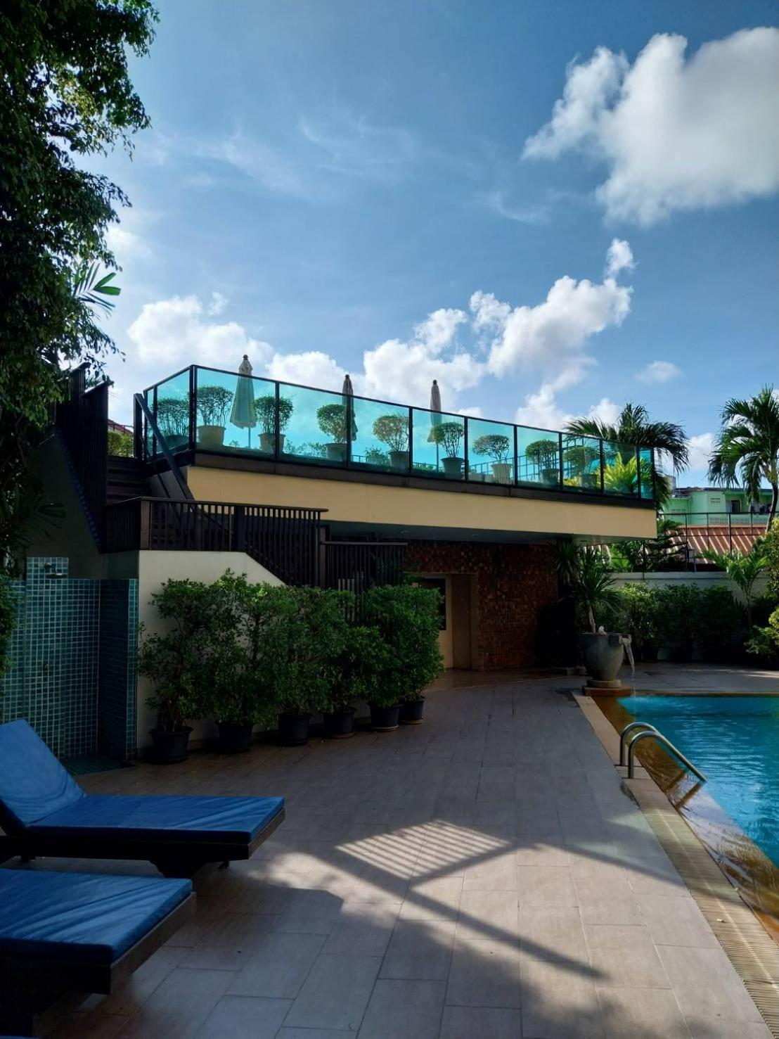 Golden Beach Hotel Pattaya Exterior photo