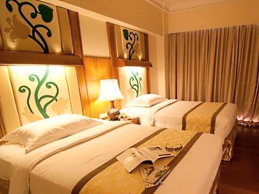 Golden Beach Hotel Pattaya Exterior photo